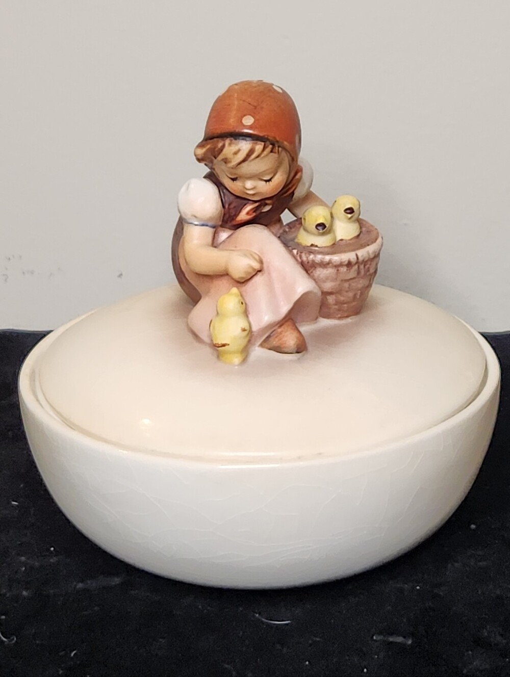VTG Hummel Goebel Porcelain Chick Girl Covered Box Bowl West Germany